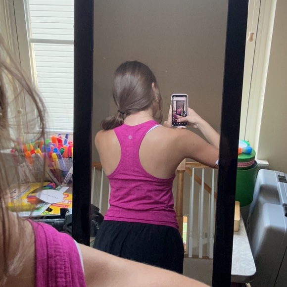 Size 4 Heathered Ripened Raspberry Lululemon Swiftly Tank (Regular length) - Picture 2 of 5